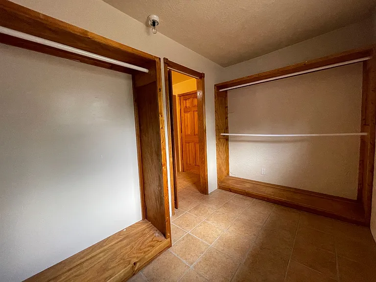 212 S El Rancho Rd — Photo 12