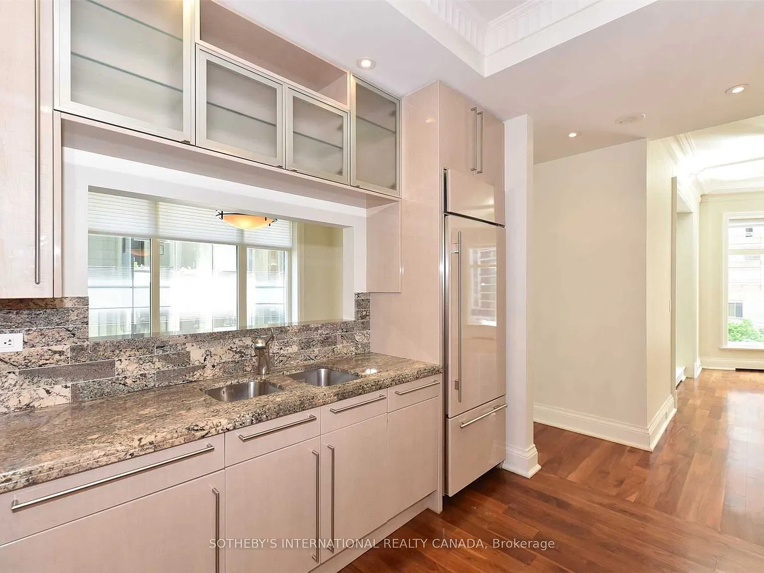 2 bed, $5,400 — Photo 3