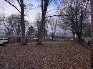 25167 Dunny St, Elkhart, IN 46514