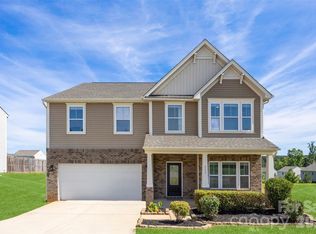 111 Trick Ski Ln, Statesville, NC 28677