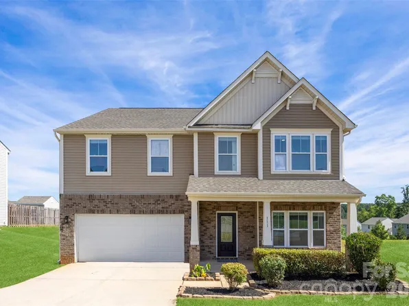 111 Trick Ski Ln, Statesville, NC 28677