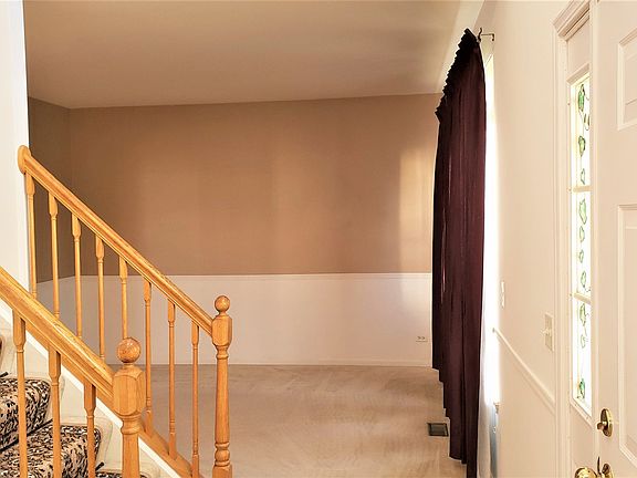 5th image of 6712 Pine Ln