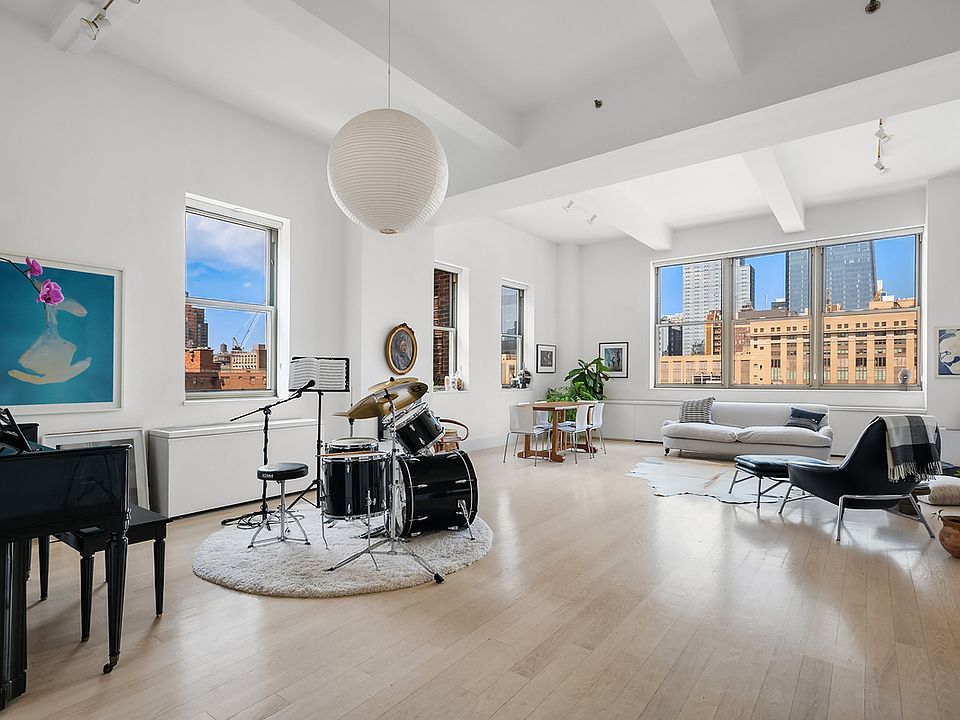 1st image of 263 9th Ave APT 8E
