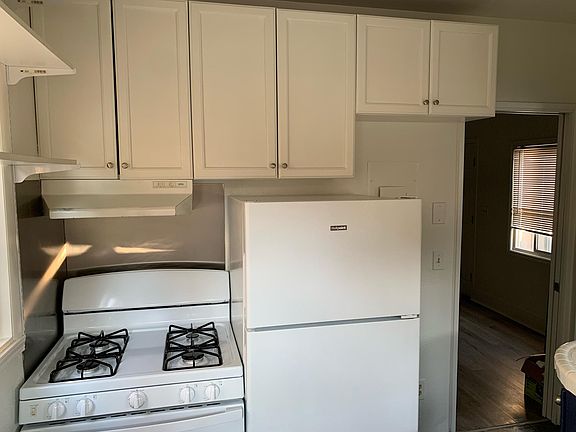 2nd image of 2640 Polk Ave