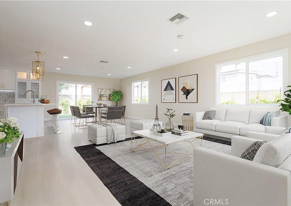 1st image of 6733 Varna Ave