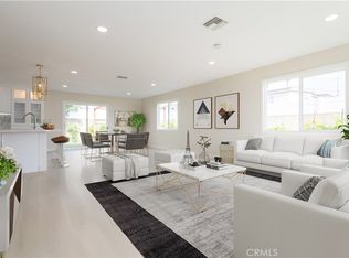 6733 Varna Ave, Van Nuys, CA 91401