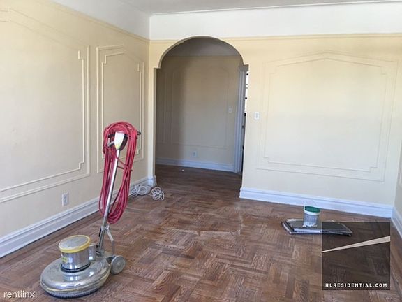 2nd image of 4535 44th St APT 6I