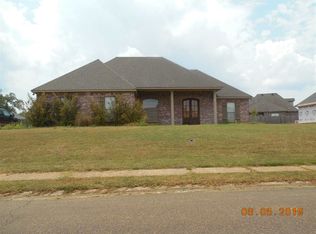 412 Edgewood Xing, Brandon, MS 39042
