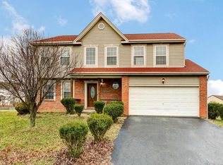 221 Bexhill Dr, Blacklick, OH 43004