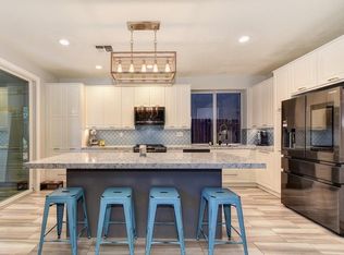 1016 S Bluff Dr, Roseville, CA 95678