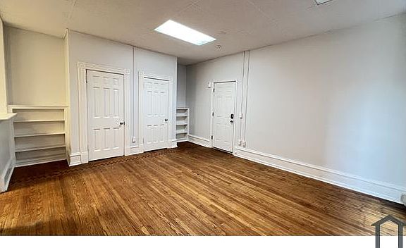 4th image of 4212 Parkside Ave #3