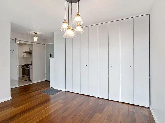 5th image of 152-18 Union Tpke Penthouse M