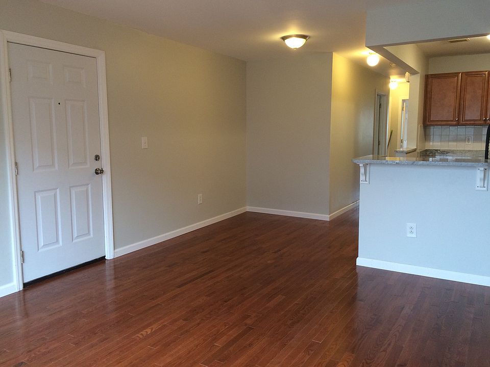 1st image of 2723 Tilden Ave #3