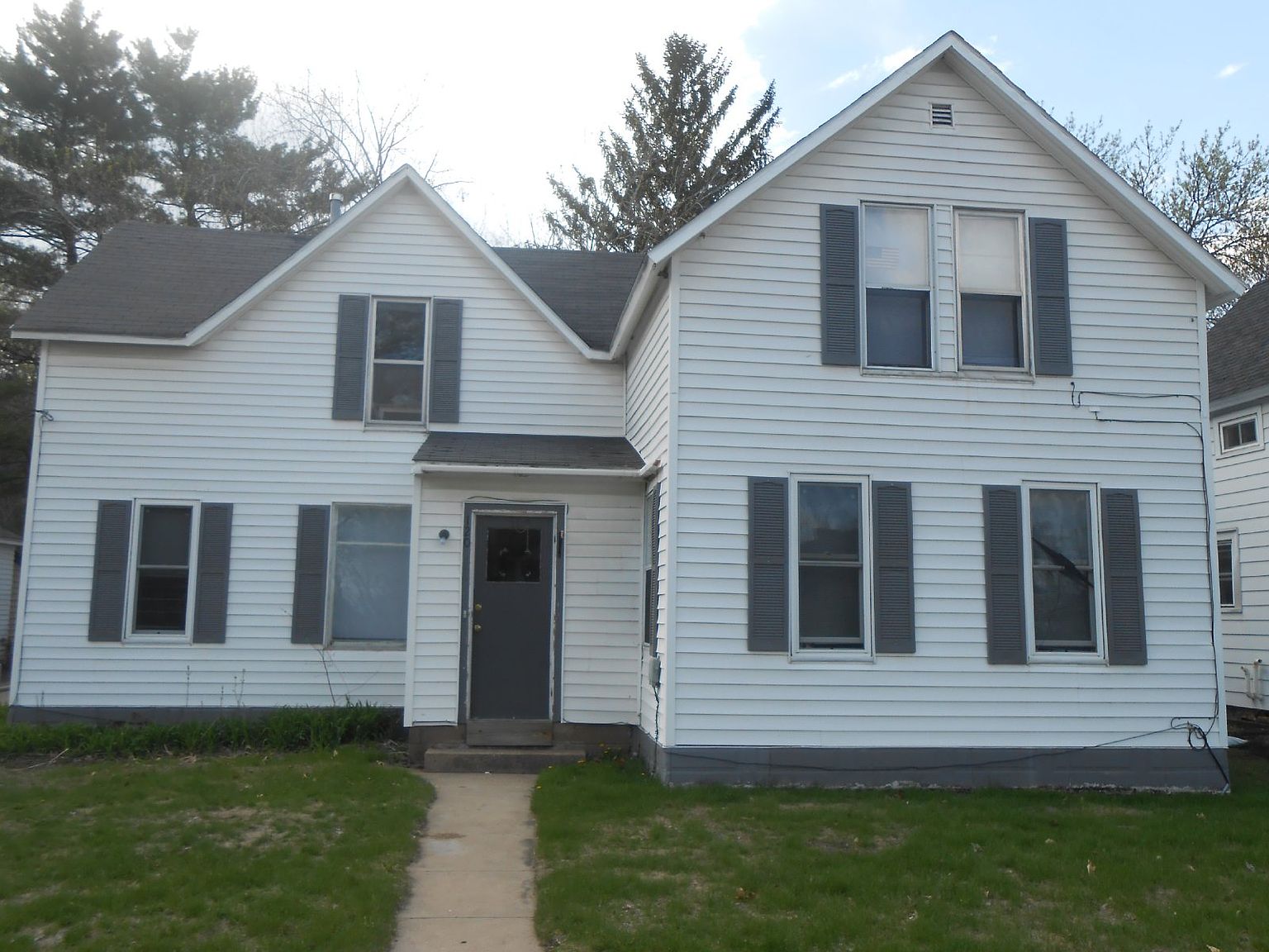 120 1/2 Illinois St, Eau Claire, WI 54703 Zillow