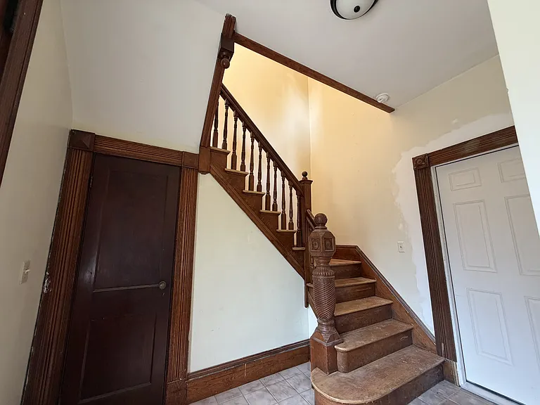 9 Castle St #B — Photo 11