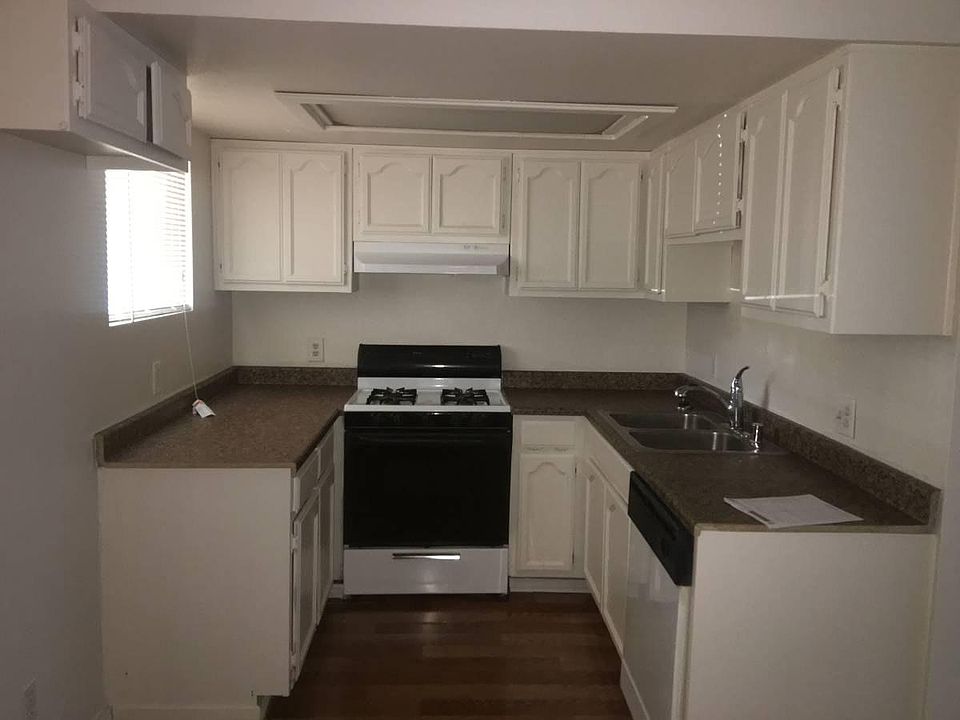 1st image of 713 E Altadena Dr