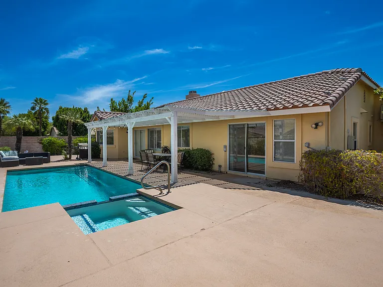 44210 Mariposa Ct — Photo 3