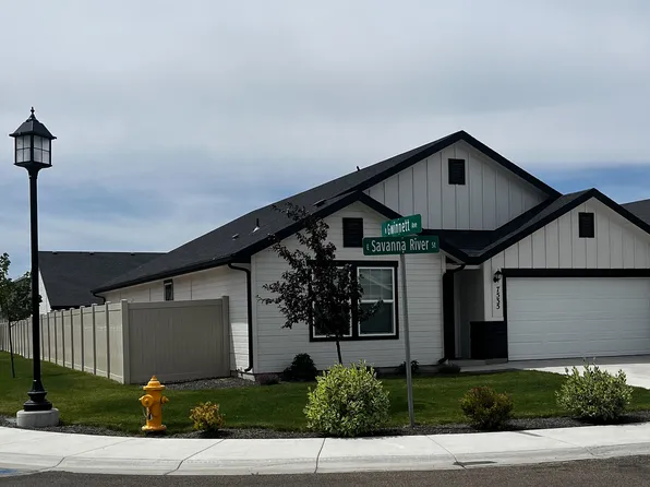 7535 E Savanna River St, Nampa, ID 83687