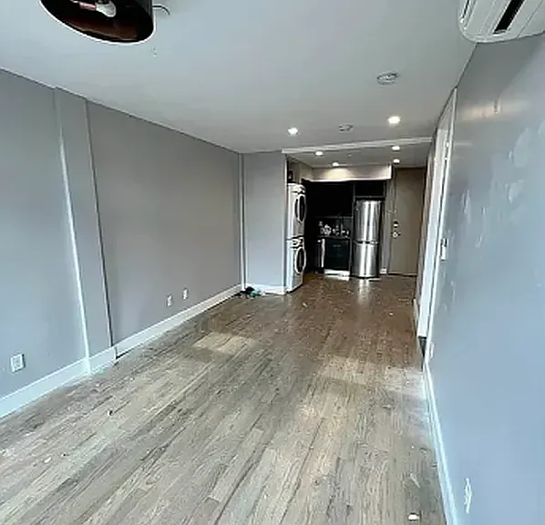 615 E 17th St #4M — Photo 4
