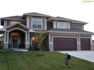 1721 SW Kendall Dr, Lees Summit, MO 64082