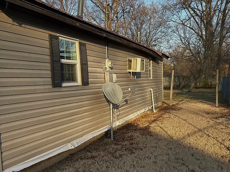 1112 S Lilly St — Photo 3