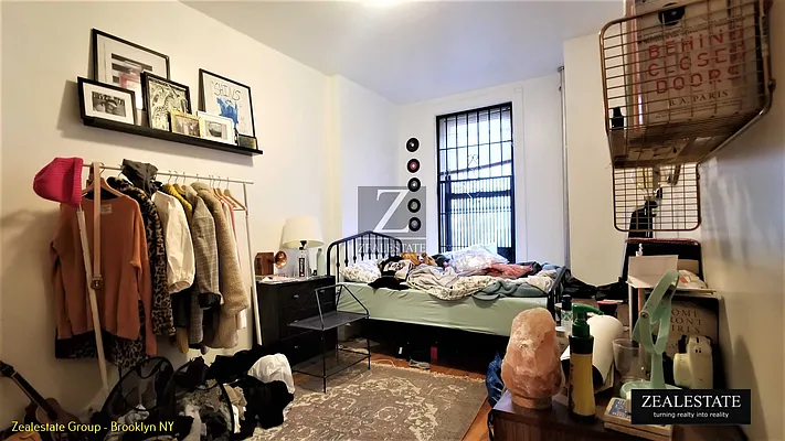 Rented by ZealEstate Group Inc | media 65