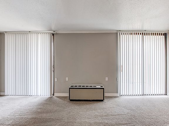 2nd image of 4032 N Main St APT 604