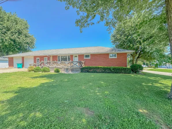 800 N Orchard St, Pittsfield, IL 62363