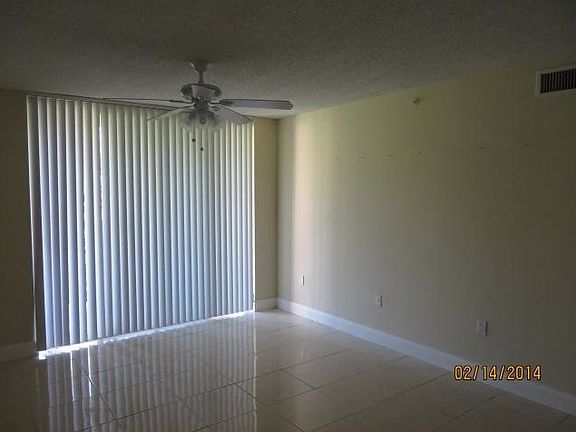 3rd image of 12130 Saint Andrews Pl APT 102