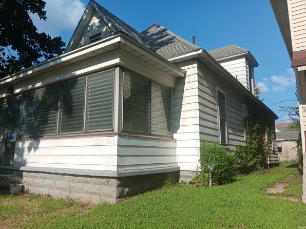 310 S 17th St, Terre Haute, IN 47807