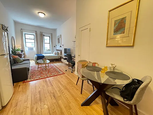 Rented by Best Apartments North Inc | media 15