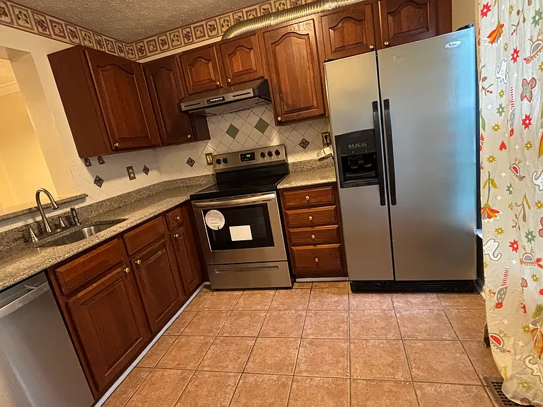 8879 Papillon Dr — Photo 9