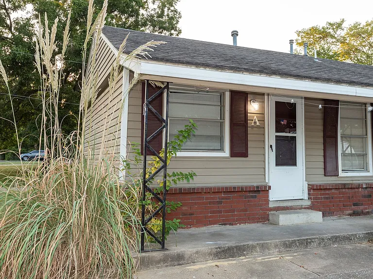 W Haskell St Triplexes — Photo 1