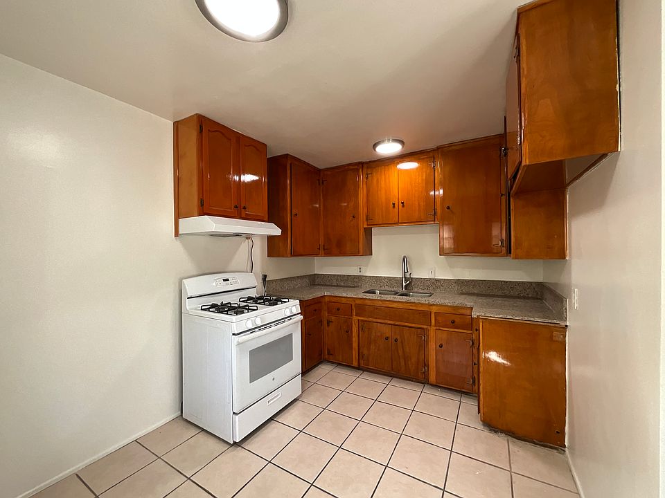 Newly finished cupboards and new counter top
