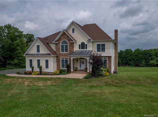 33 Summit Dr, Durham, CT 06422