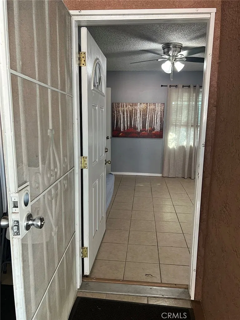 1 bed, 500 sqft, $1,650 — Photo 3