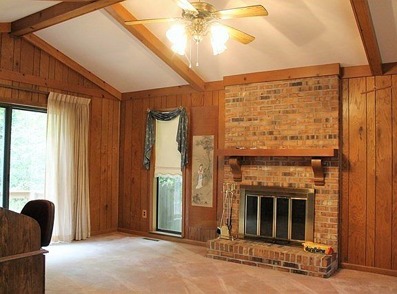 3rd image of 609 Binford St