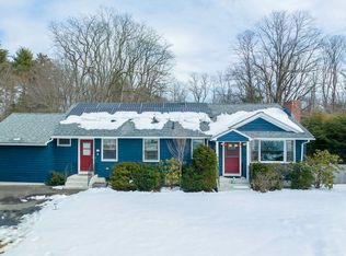 97 Mountain St, Northampton, MA 01062