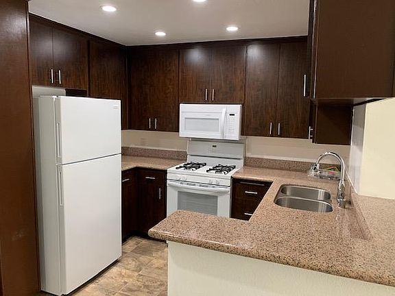 3rd image of 11663 Kiowa Ave APT 201