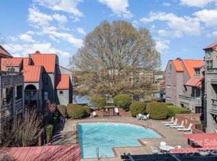 9035 J M Keynes Dr UNIT 33, Charlotte, NC 28262