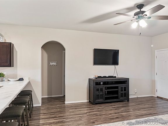 5th image of 11375 S 238th East Ave