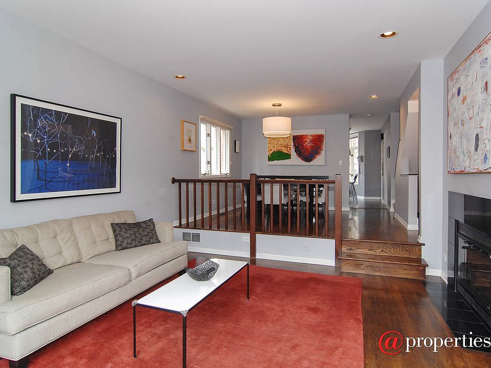 Living Room/Dining Room