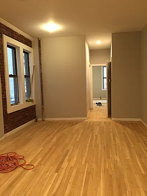 Rented by Lang Realty LLC | media 4