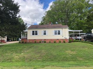 106 White Oak Dr, Siler City, NC 27344