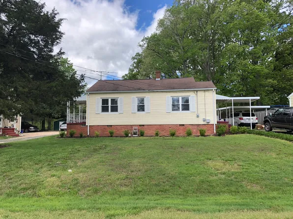 106 White Oak Dr, Siler City, NC 27344
