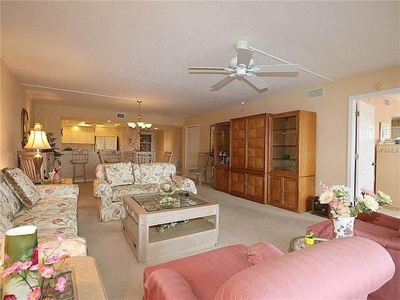 3rd image of 601 Shreve St Building 2