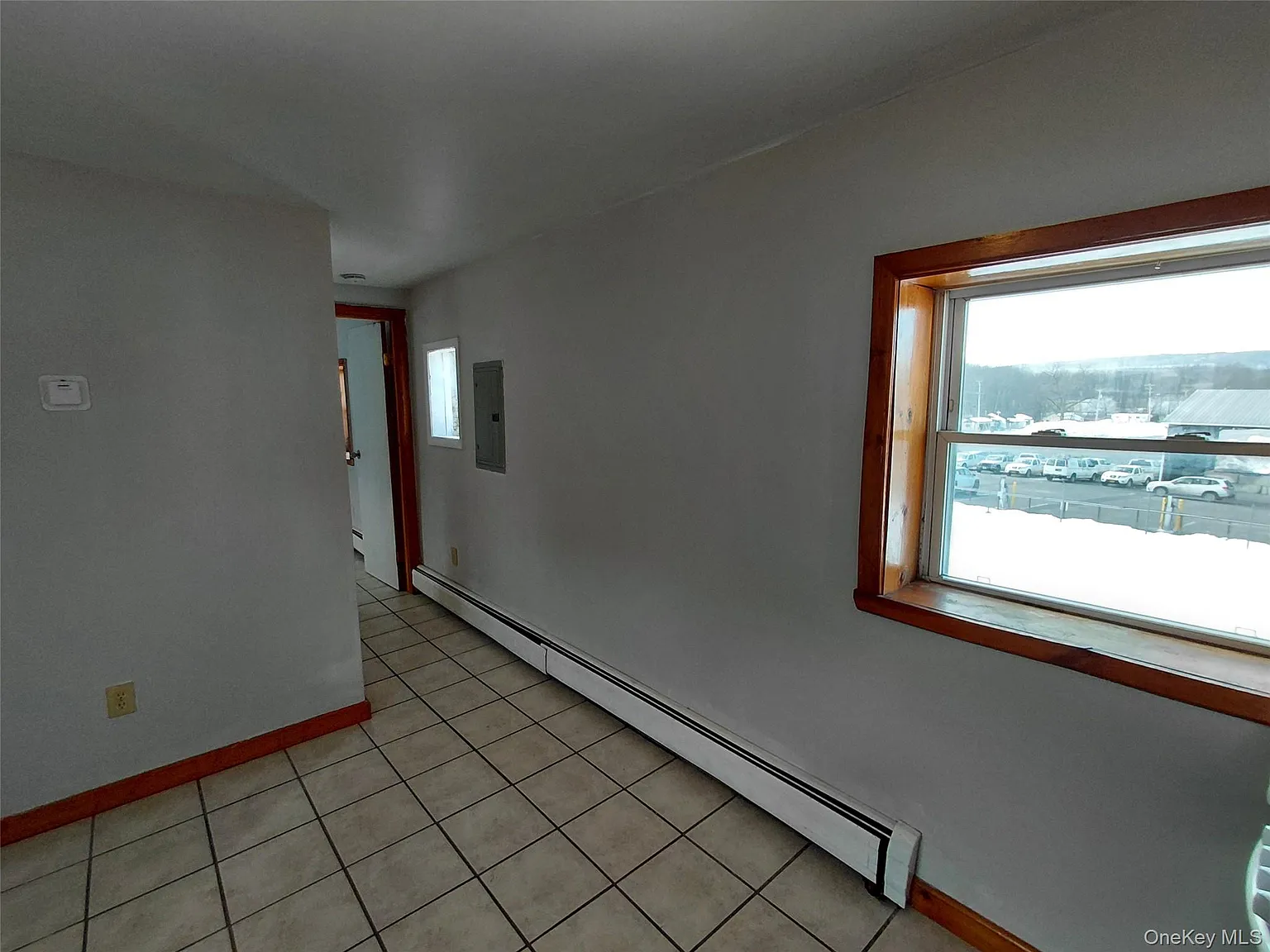 1 bed, 1.0 bath, 300 sqft, $1,400 — Photo 2