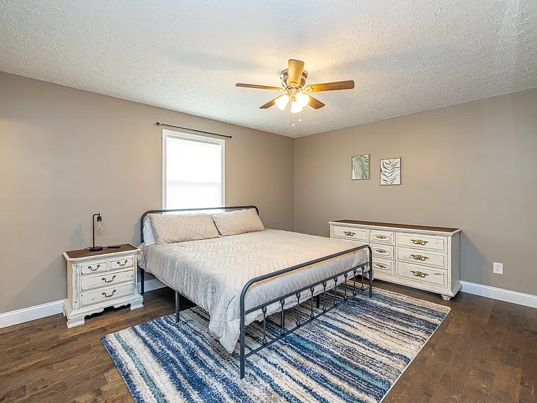 6200 Flaherty Rd — Photo 9