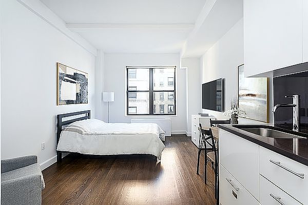 1st image of 212 W 91st St APT 314
