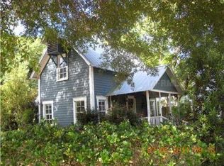 954 E 5th Ave, Mount Dora, FL 32757